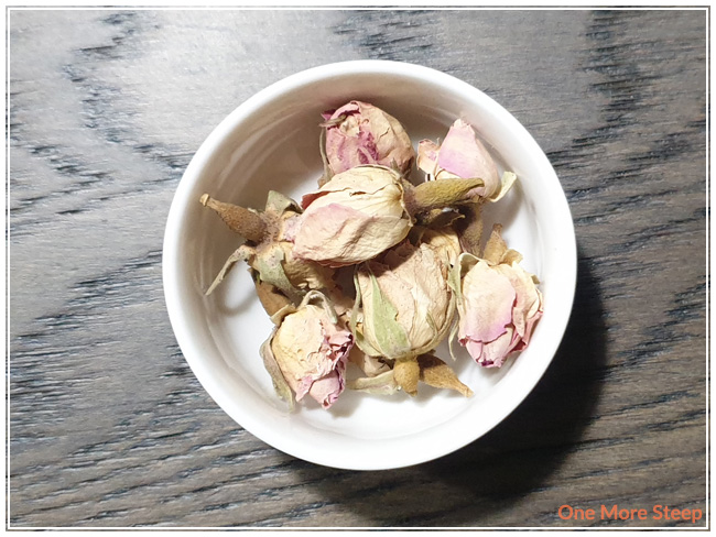 Rose Buds – Tea By C